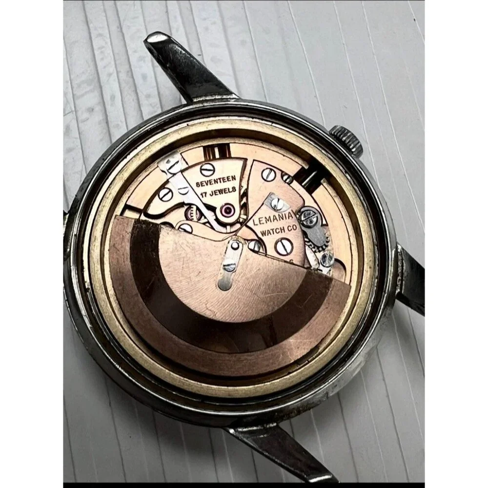 Lemania Men's Watch Vintage 9101 Swiss Automatic Silver Dial Leather Strap 32mm